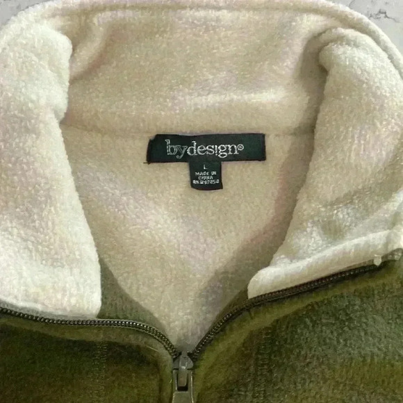 By Design Vest - Picture 2 of 8